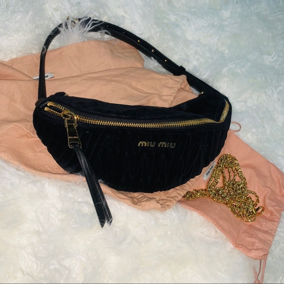 MiuMiu convertible matelassé belt bag - Picture 3 of 8